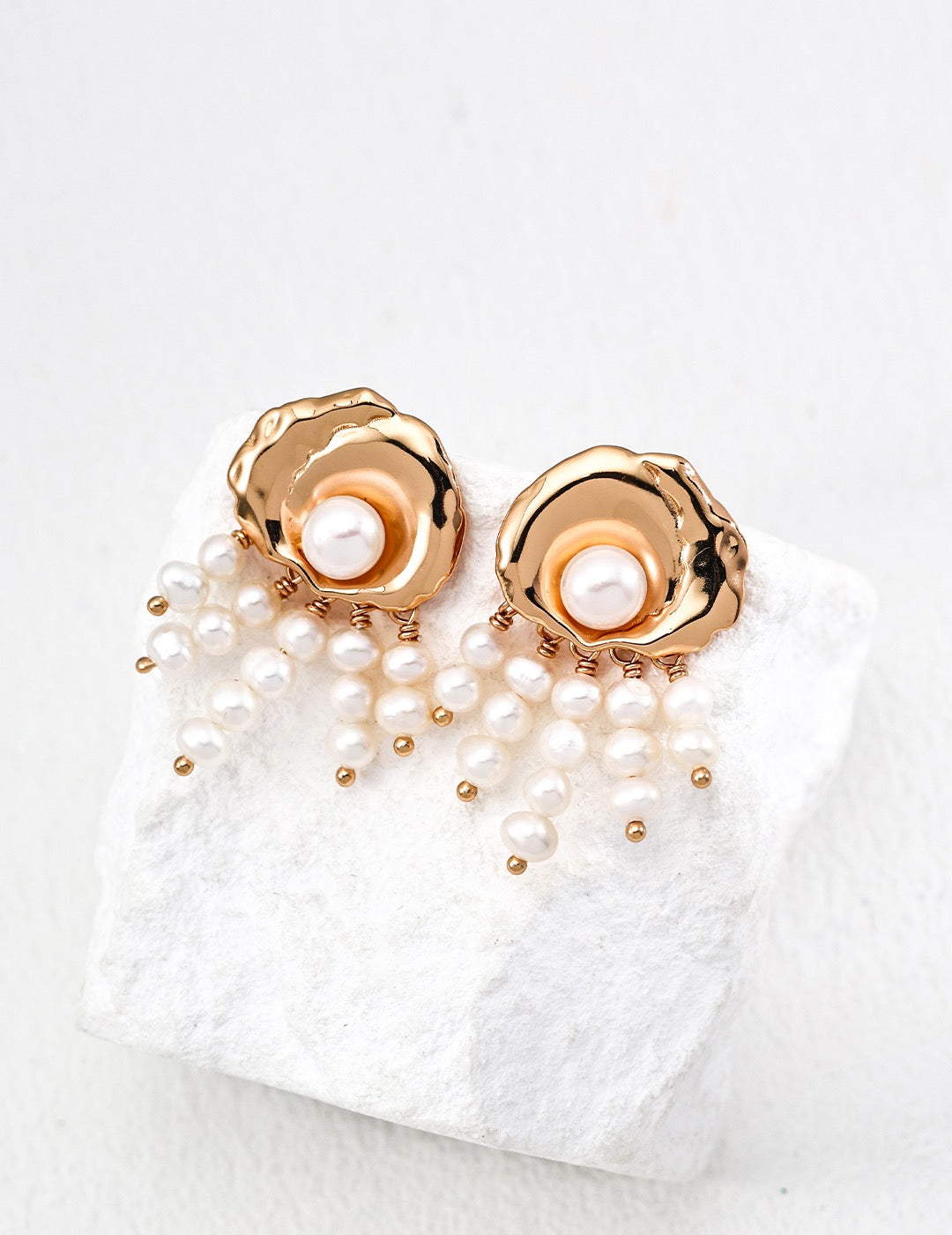 Magic Eye Silver Vintage Natural Pearl Earring